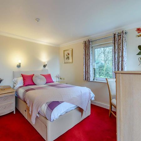 Pixie Grove Villa Penally Екстериор снимка