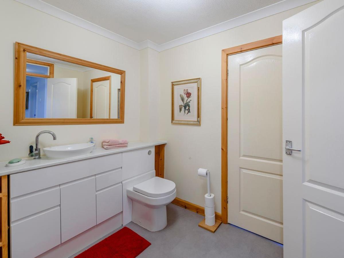 Pixie Grove Villa Penally Екстериор снимка