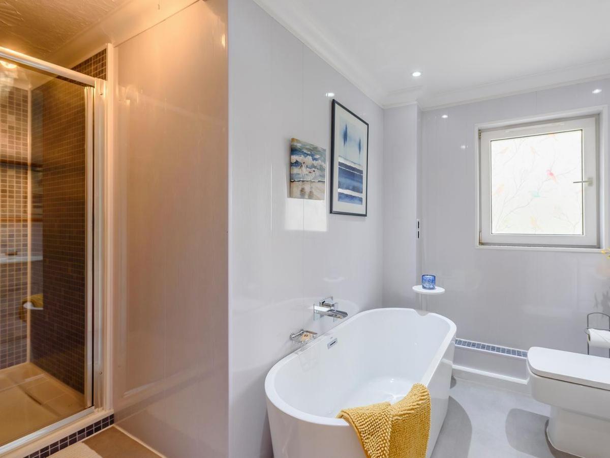 Pixie Grove Villa Penally Екстериор снимка